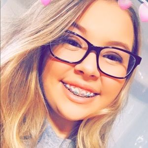 Meet your Posher, Riley